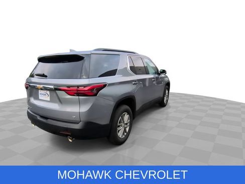 Used 2024 Chevrolet Traverse LT AWD/4WD image 8