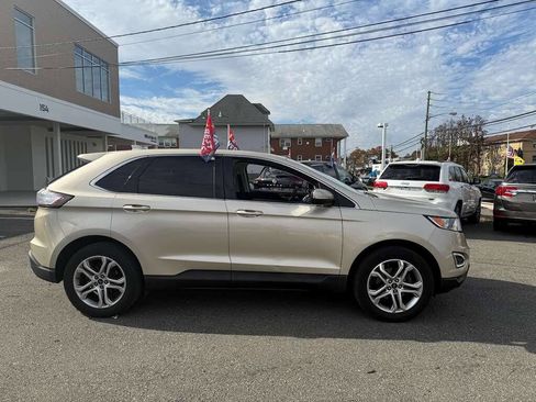 Used 2018 Ford Edge Titanium w/ Equipment Group 301A image 8