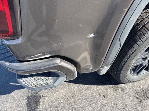 Used 2019 GMC Sierra 1500 Elevation w/ Elevation Value Package image 10