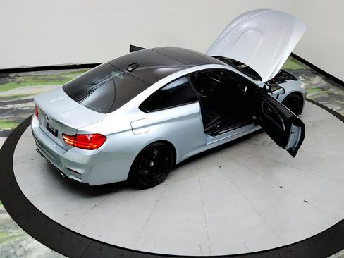 Used 2016 BMW M4 Coupe image 37