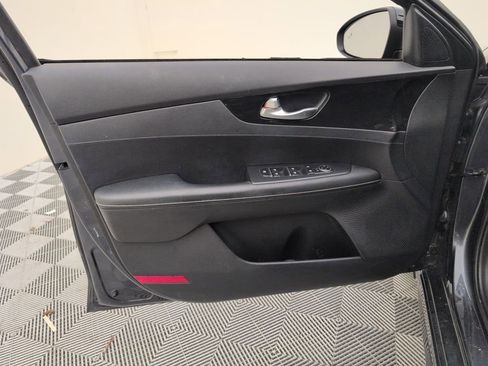 Used 2020 Kia Forte GT-Line image 31