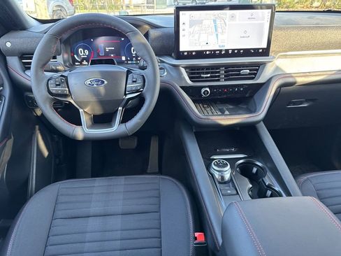 New 2025 Ford Explorer ST-Line w/ Premium Package image 5