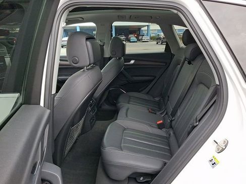 Used 2021 Audi Q5 2.0T Premium w/ Convenience Package image 13