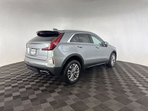 Used 2024 Cadillac XT4 Premium Luxury AWD/4WD image 8