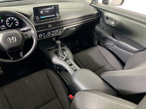 Used 2023 Honda HR-V LX image 21