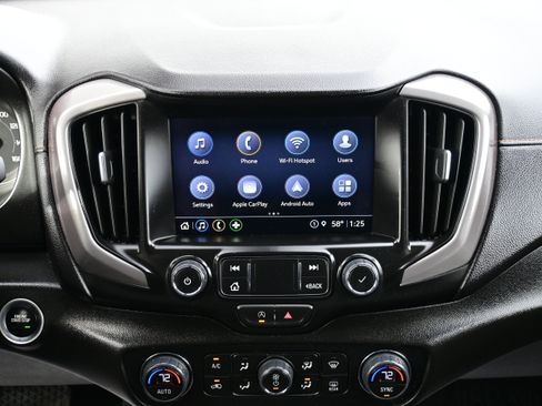 Used 2023 GMC Terrain AT4 image 19