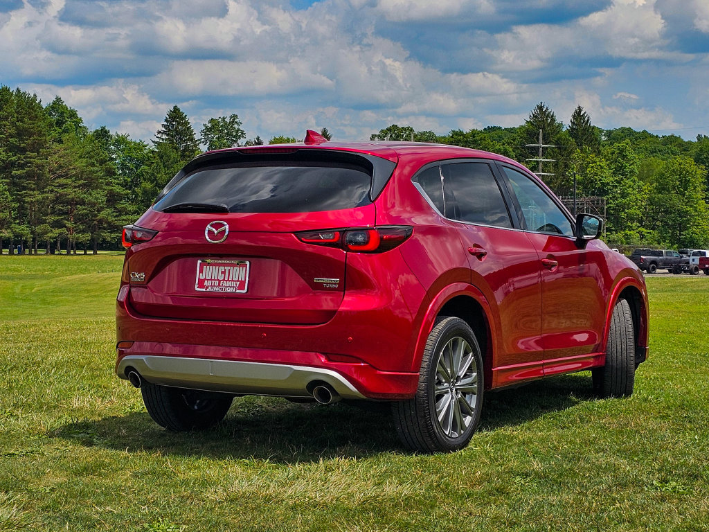 Used 2024 MAZDA CX-5 Signature AWD/4WD image 3