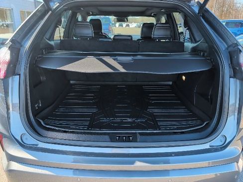 Certified 2024 Ford Edge ST-Line image 31