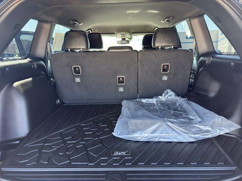 Used 2024 Jeep Grand Cherokee Altitude AWD/4WD image 34