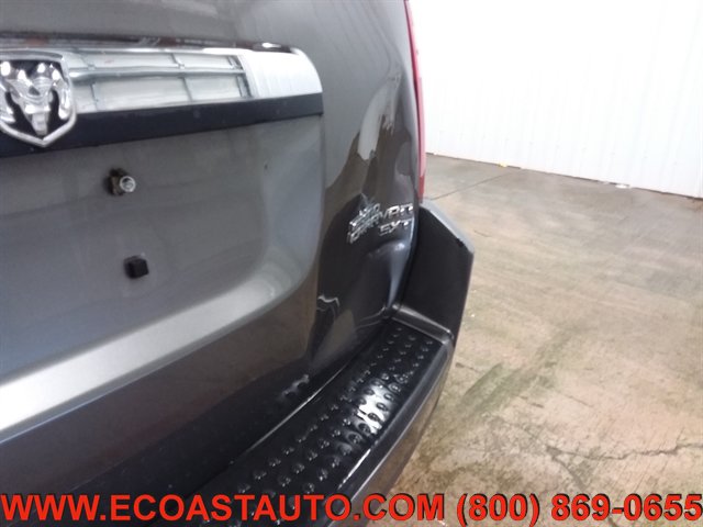 Used 2010 Dodge Grand Caravan SXT FWD image 16