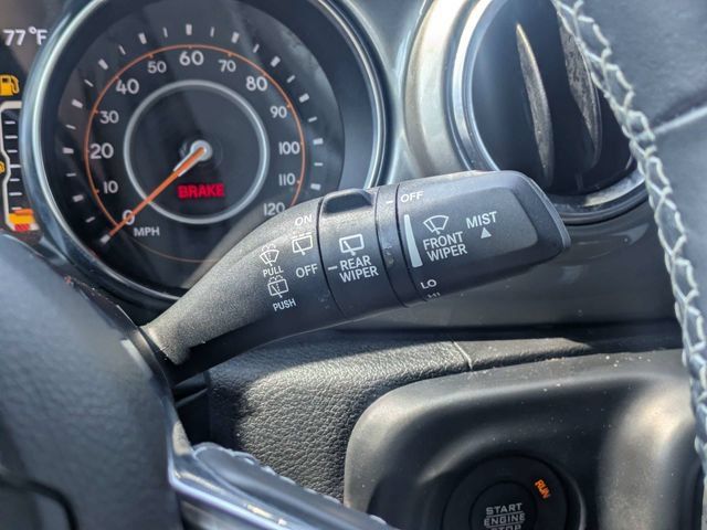 Used 2022 Jeep Wrangler Unlimited Sahara w/ LED Lighting Group AWD/4WD image 29