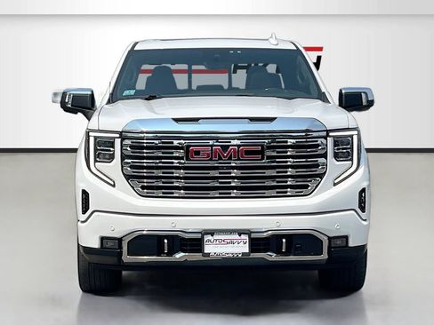 Used 2023 GMC Sierra 1500 Denali w/ Denali Reserve Package AWD/4WD image 2