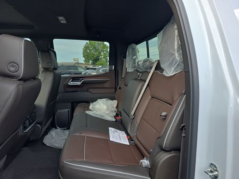 New 2026 GMC Sierra 1500 Denali w/ Technology Package image 12