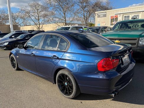 Used 2011 BMW 328i Sedan image 9