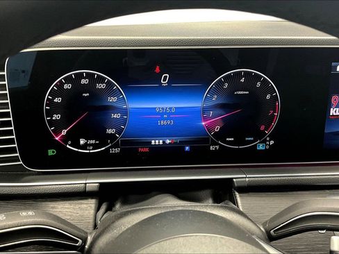 Used 2025 Mercedes-Benz GLE 350 4MATIC image 22