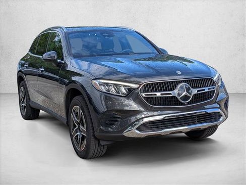 Certified 2026 Mercedes-Benz GLC 300 image 3