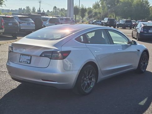 Used 2018 Tesla Model 3 Long Range RWD image 5