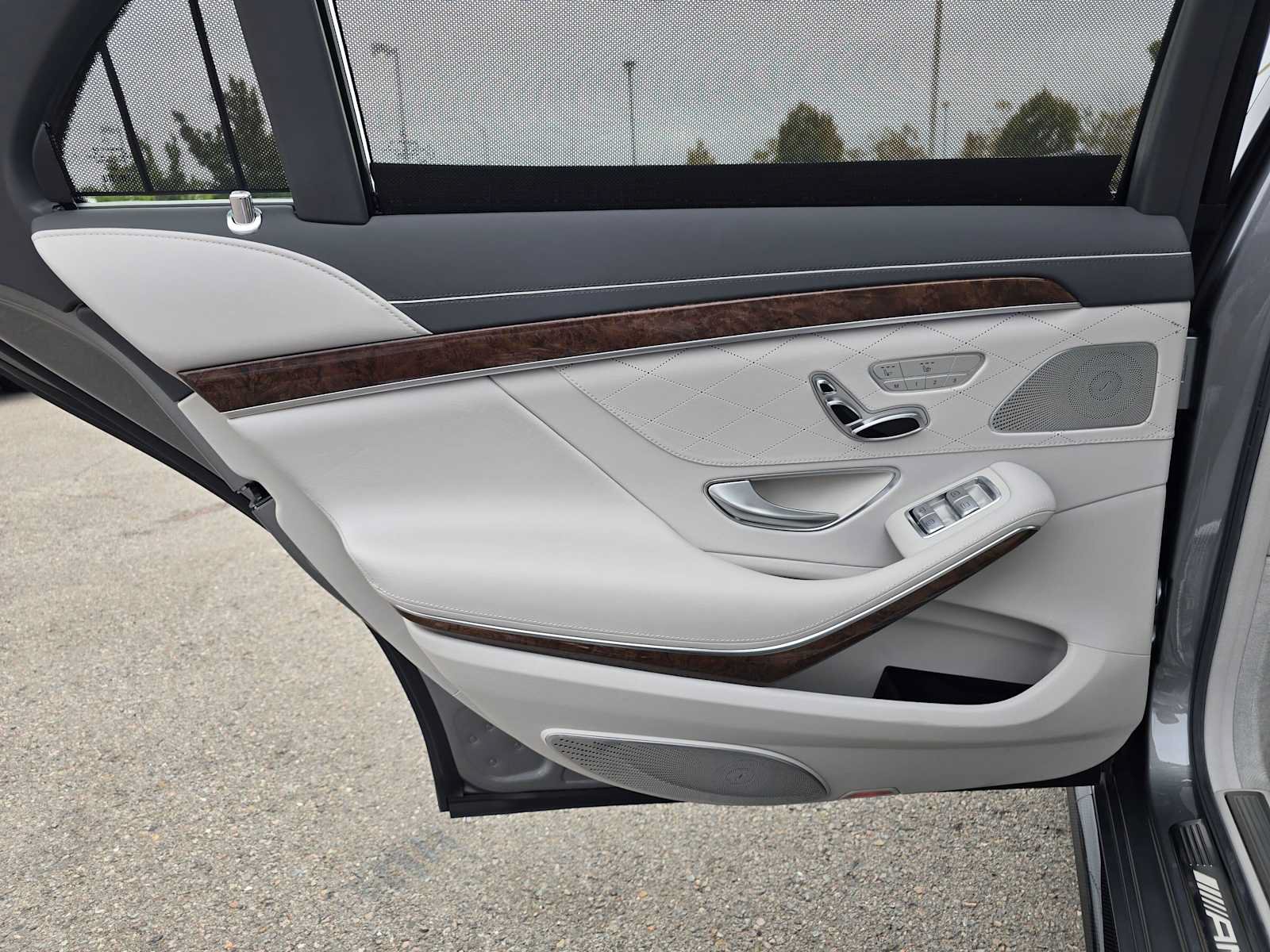Used 2015 Mercedes-Benz S 65 AMG Sedan image 16