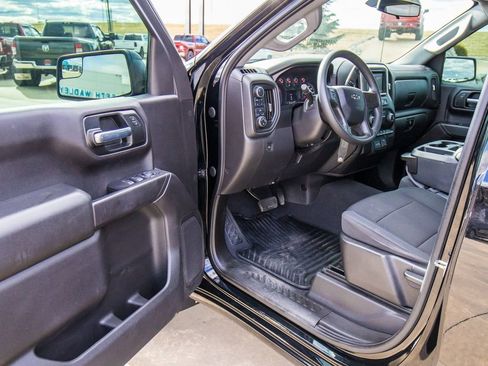 Used 2021 Chevrolet Silverado 1500 Custom Trail Boss w/ LPO, Dark Essentials Package image 21