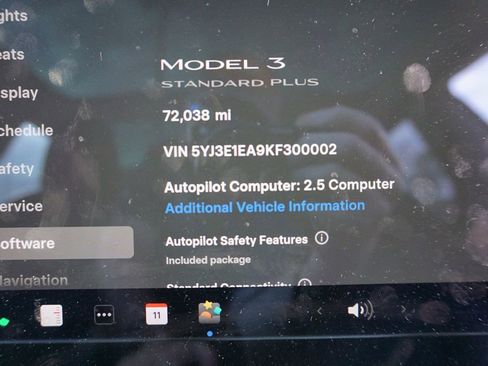 Used 2019 Tesla Model 3 image 11