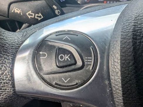 Used 2020 Ford Transit Connect XLT image 25