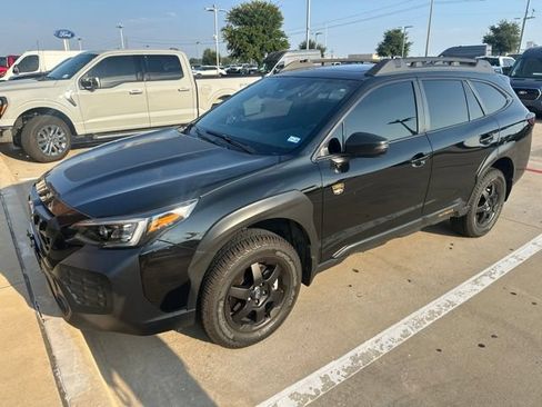 Used 2025 Subaru Outback Wilderness AWD/4WD image 2