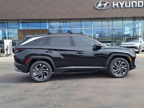 New 2026 Hyundai Tucson Limited AWD/4WD image 2