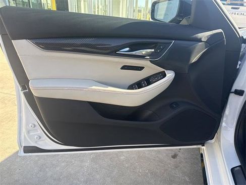 New 2026 Cadillac CT5 V image 10