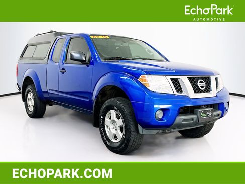 Used 2012 Nissan Frontier SV w/ SV Premium Utility Pkg AWD/4WD image 1