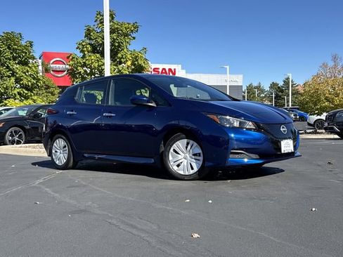 Certified 2025 Nissan Leaf S image 1