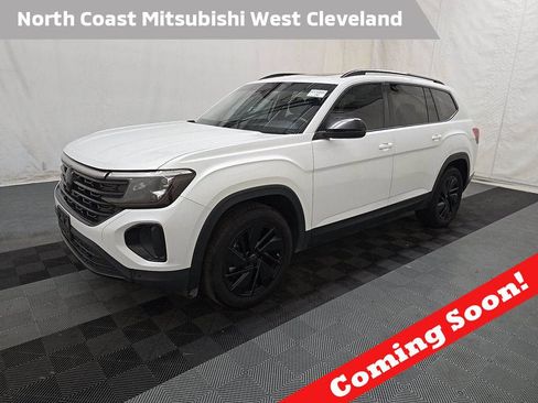 Used 2024 Volkswagen Atlas SEL AWD/4WD image 1