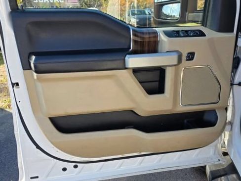 Used 2016 Ford F150 Lariat AWD/4WD image 55