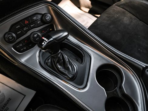 Used 2023 Dodge Challenger R/T w/ T/A Package image 27