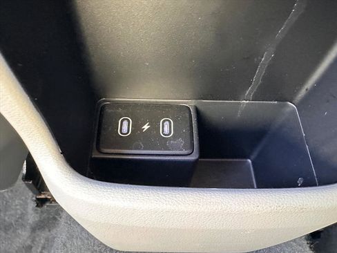 Used 2025 Hyundai Kona SEL image 11