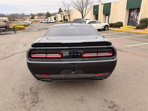 Used 2016 Dodge Challenger SXT w/ Cold Weather Group image 6