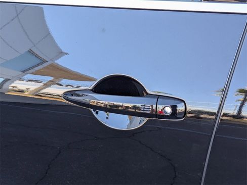 Used 2024 Nissan Pathfinder SL w/ SL Premium Package image 35