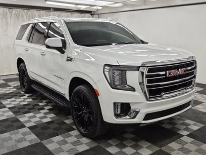 Used 2024 GMC Yukon SLT w/ SLT Luxury Package