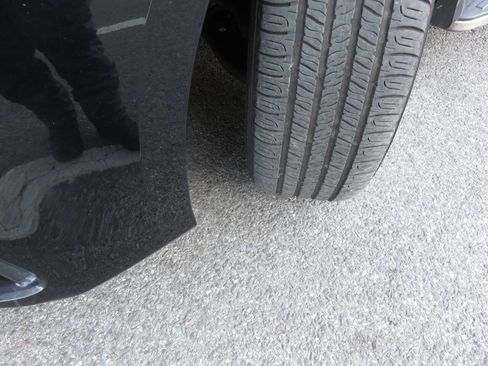 Used 2020 Toyota Sienna L image 28