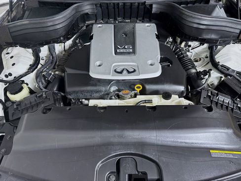 Used 2017 INFINITI QX50 2WD w/ Premium Plus Package image 38