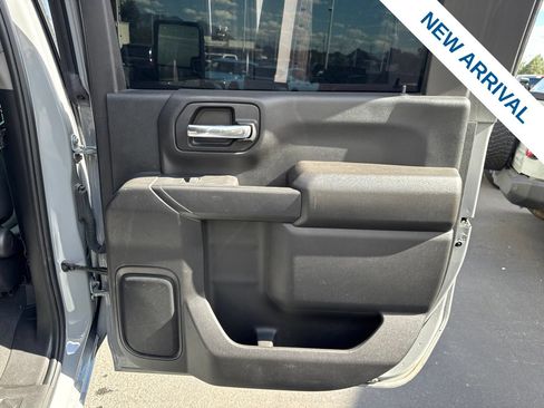 Used 2025 Chevrolet Silverado 2500 Custom w/ Custom Value Package AWD/4WD image 12