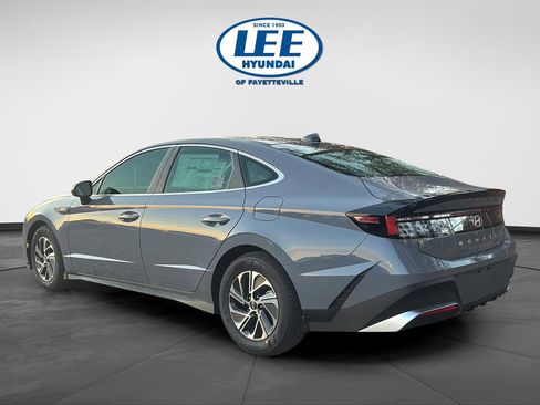 New 2026 Hyundai Sonata Blue FWD image 4