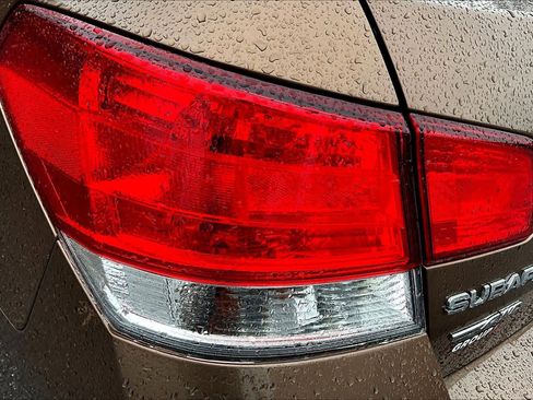 Used 2013 Subaru Legacy 2.5i Premium w/ All-Weather Pkg image 27