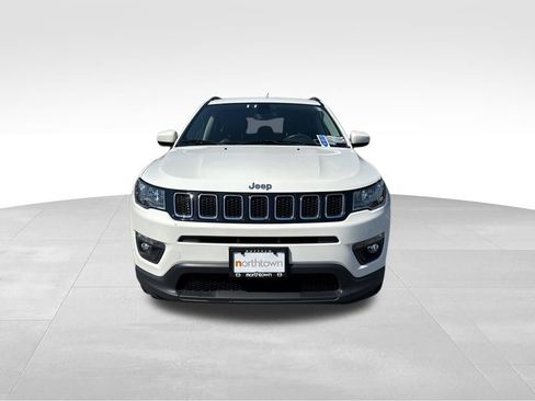 Used 2019 Jeep Compass Latitude AWD/4WD image 6