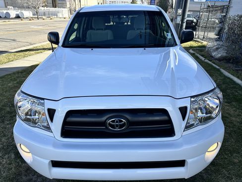 Used 2010 Toyota Tacoma 4x4 Double Cab image 12