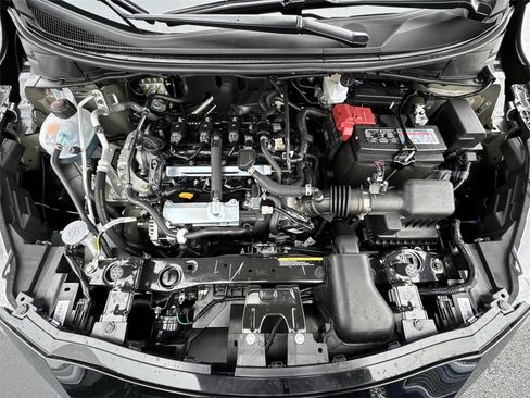 New 2025 Nissan Versa SR image 24