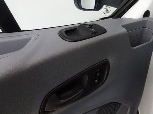 Used 2019 Ford Transit 250 148 Medium Roof RWD image 21
