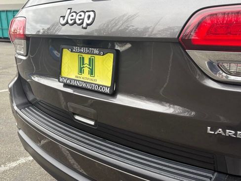 Used 2020 Jeep Grand Cherokee Laredo RWD image 18