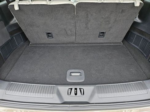 Used 2025 Lincoln Aviator Reserve AWD/4WD image 6