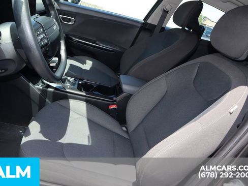 Used 2025 Kia K4 FWD image 15