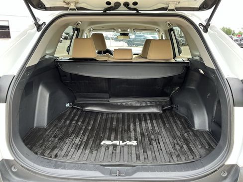 Used 2023 Toyota RAV4 XLE FWD image 26